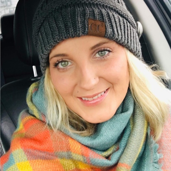 Meet your Posher, Amber - Picture 4 of 16